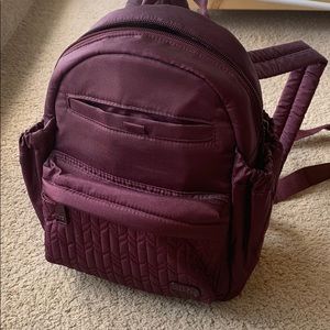 Lug orbit mini in shimmer wine